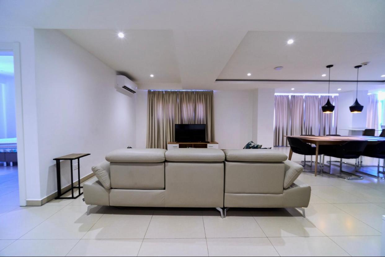Suncity Hotel Apartment Acra Exterior foto